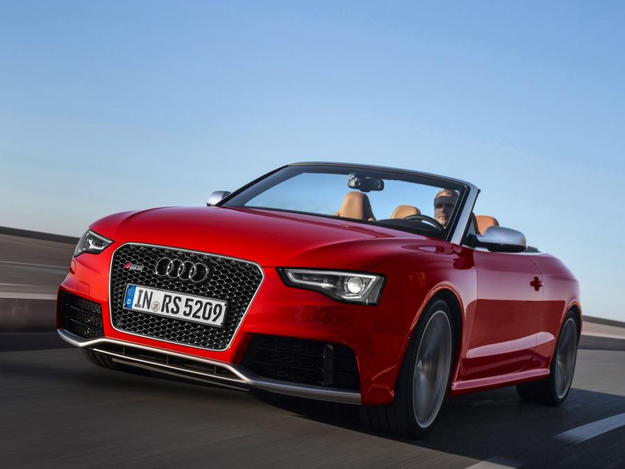  Audi RS5 Cabriolet 2012 года  (WW) (фото 30 из 98)